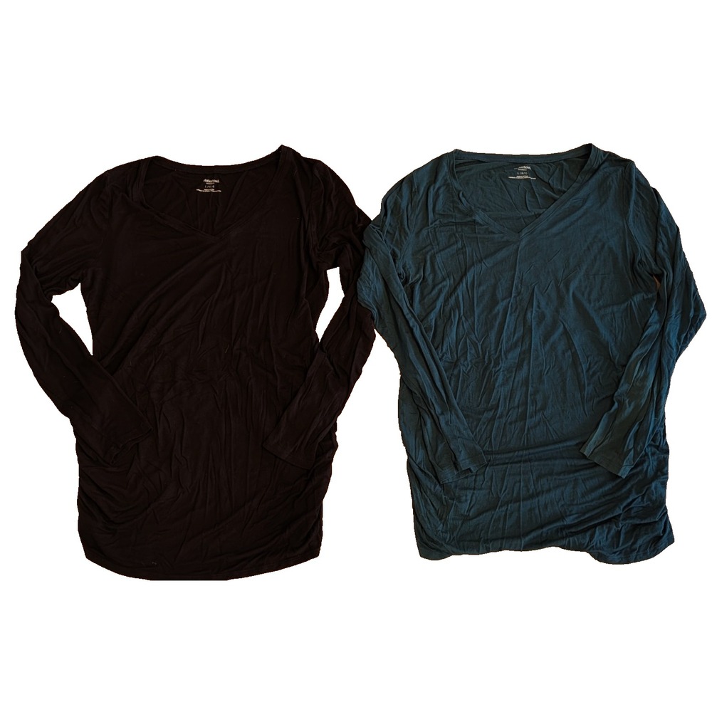 Motherhood Maternity L V-Neck Bundle Lot of 2 Black & Green Long Sleeve Stretch